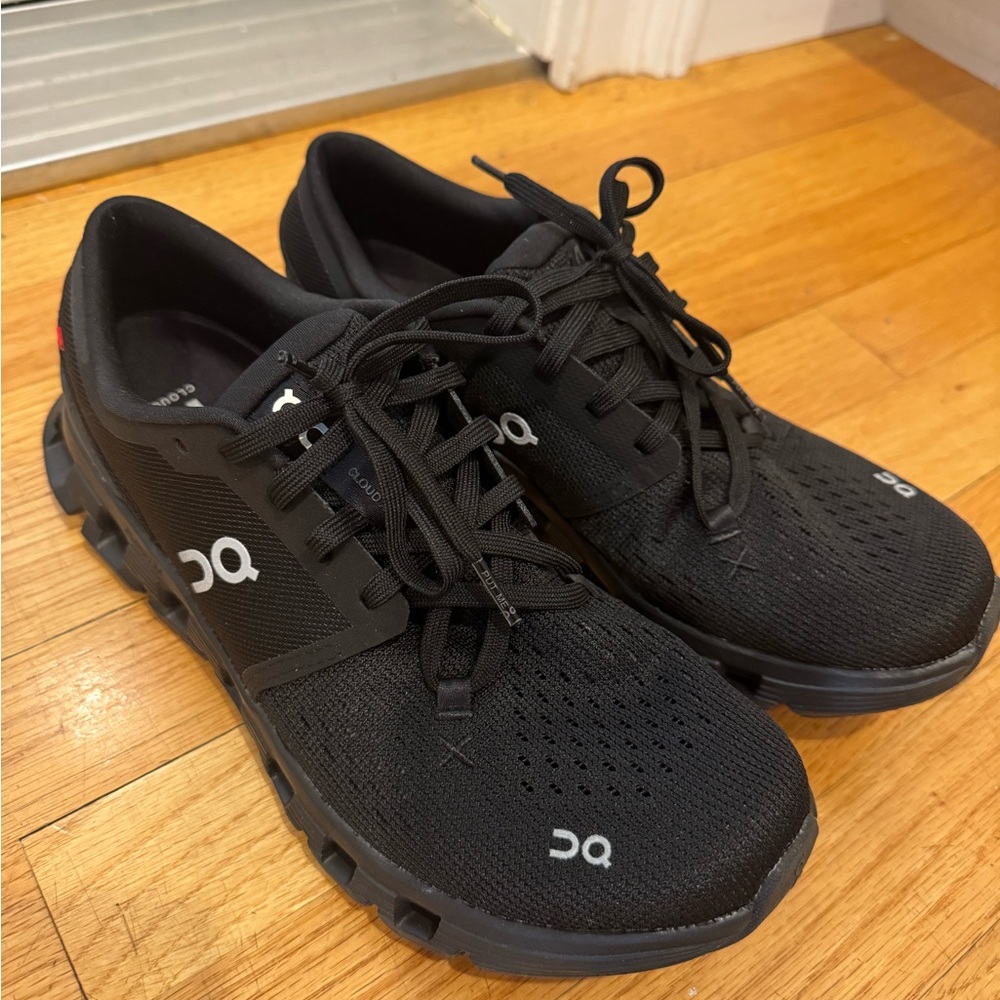On Running womens Black Athletic Shoes